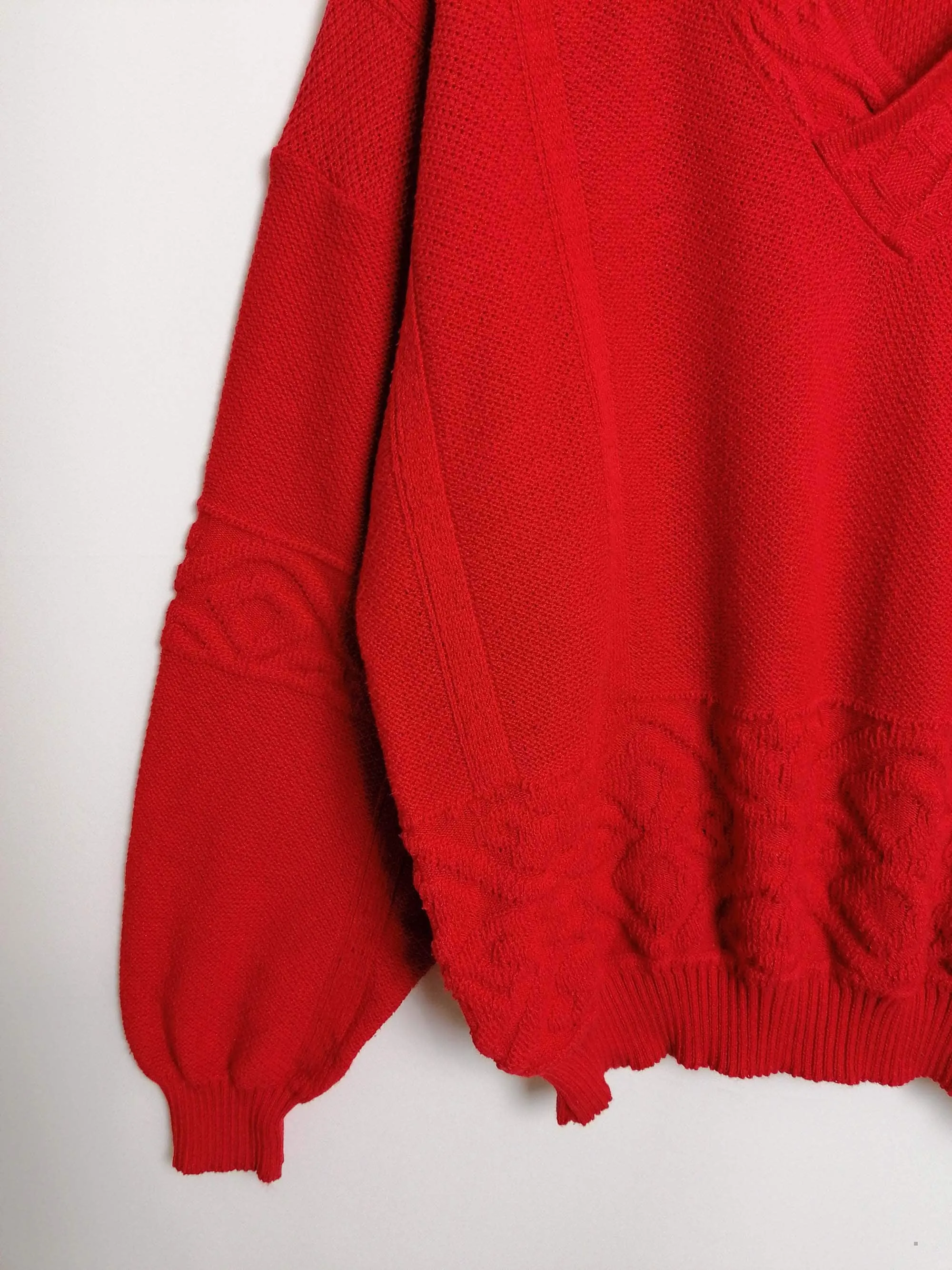 80's Retro V-neck Sweater Red