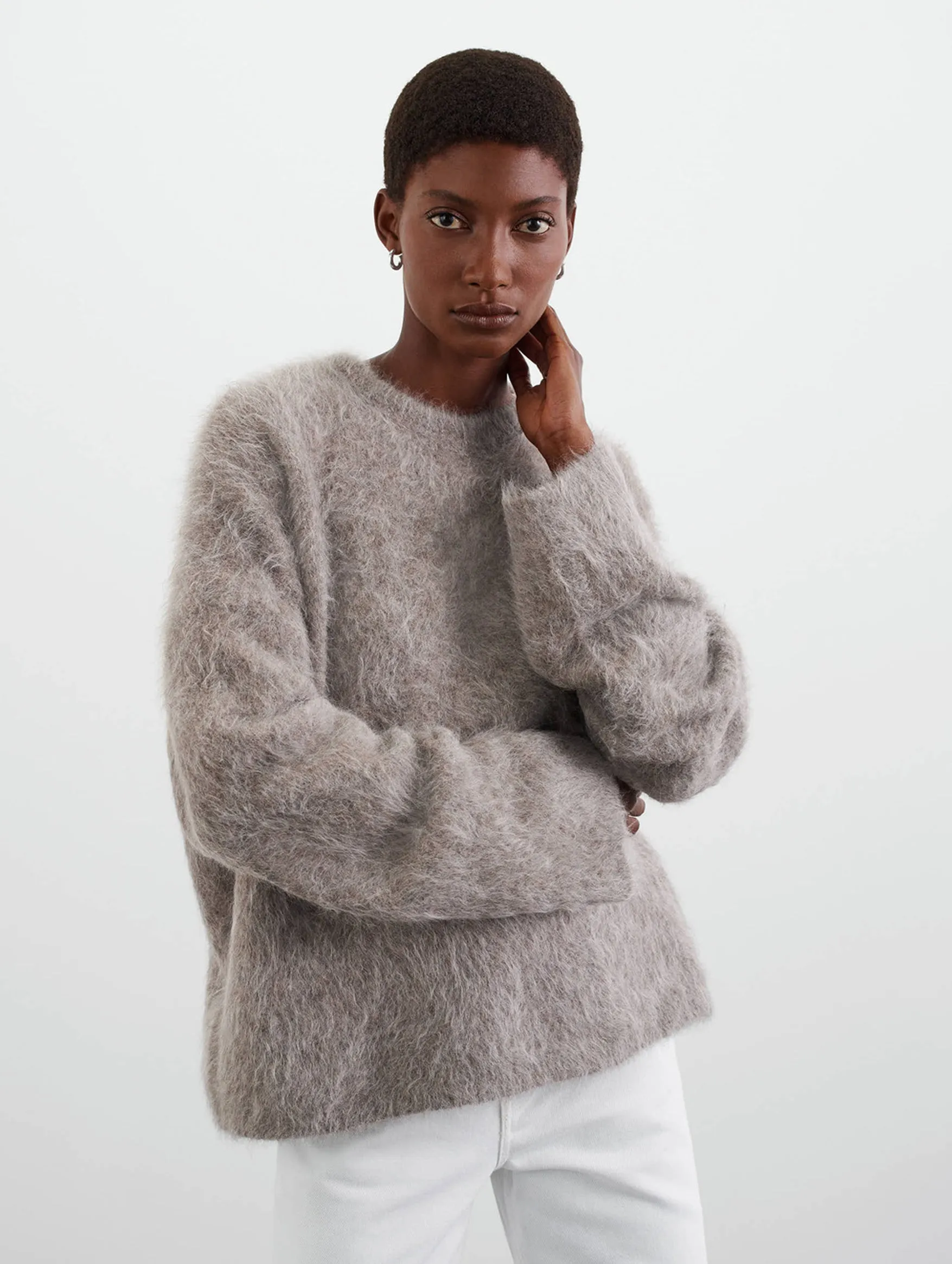 Alpaca O-Neck Sweater in Light Brown