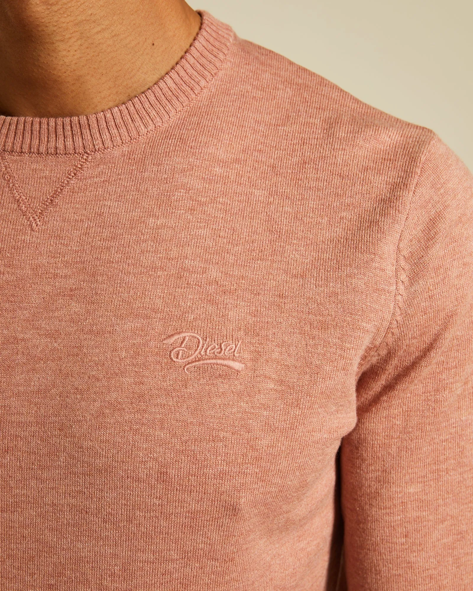 Dylan Round Neck Plaster Pink