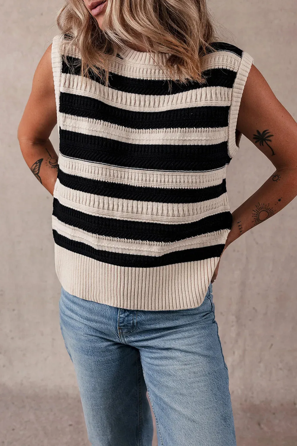 Explore More Collection - Color Block Round Neck Sweater Vest