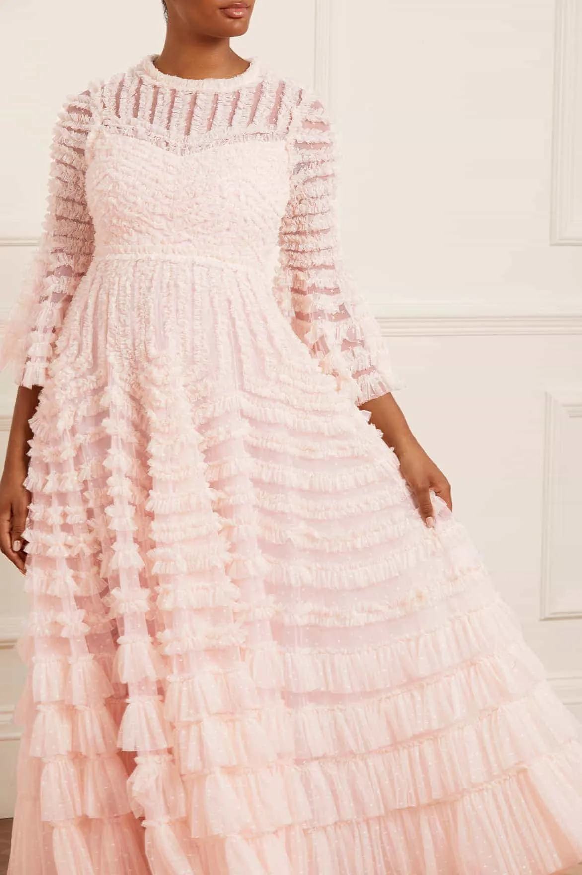 La Vie En Rose Round Neck Gown