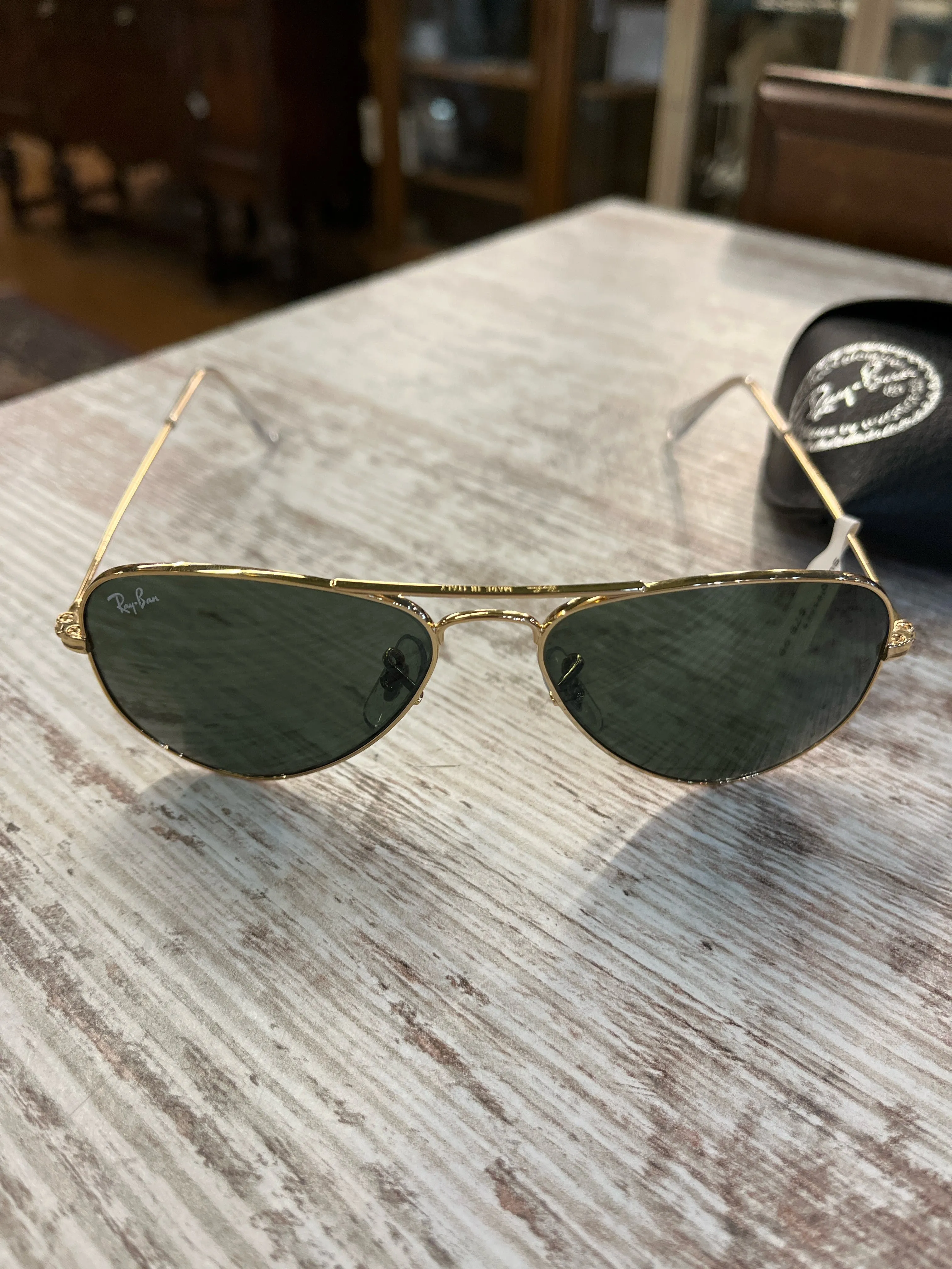 Rayban Gold Metal Frames w/ green lenses Sunglasses