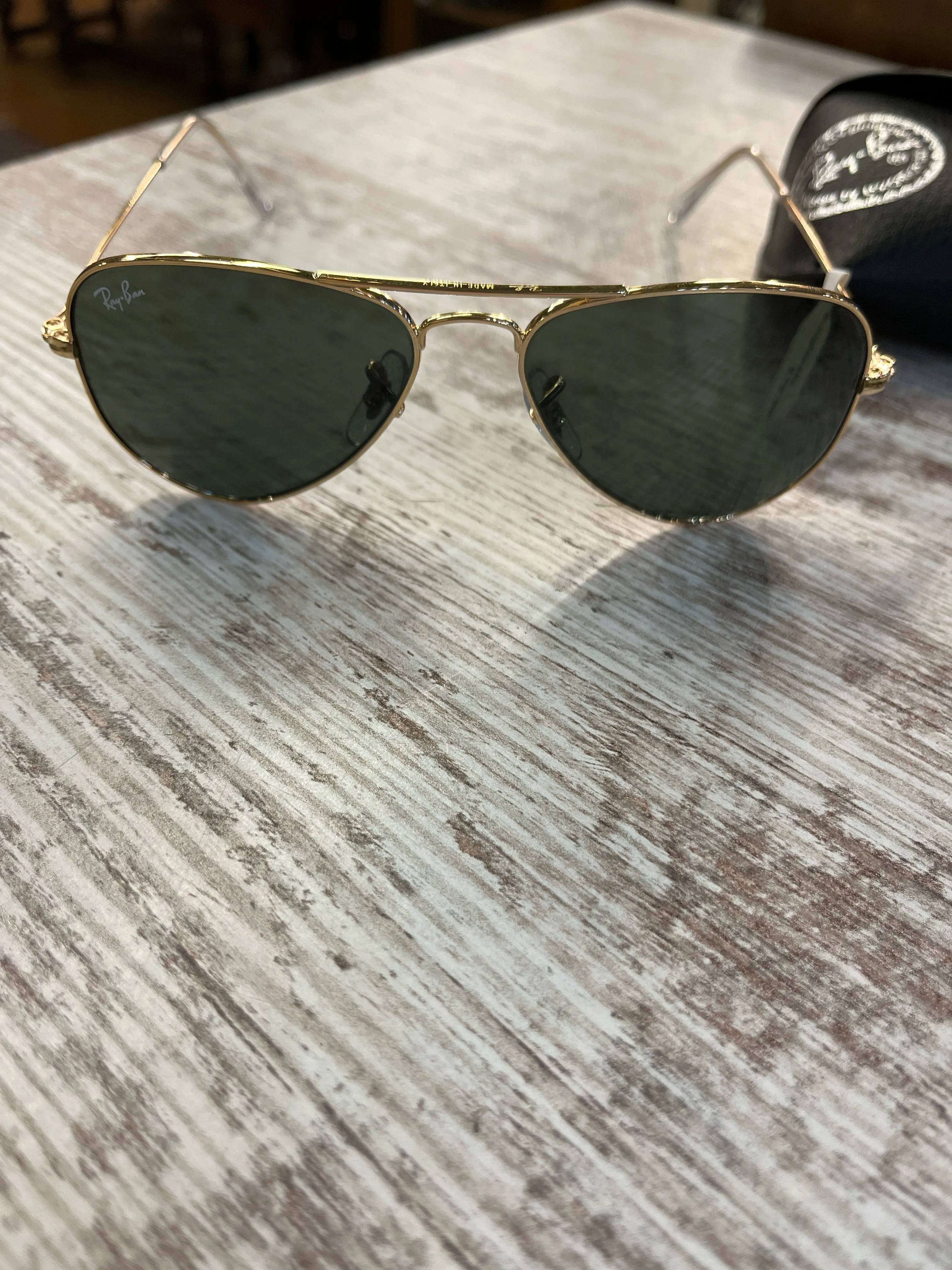 Rayban Gold Metal Frames w/ green lenses Sunglasses