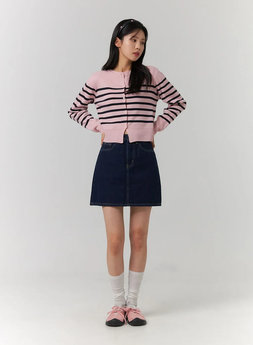 Round Neck Striped Knit Cardigan OJ423