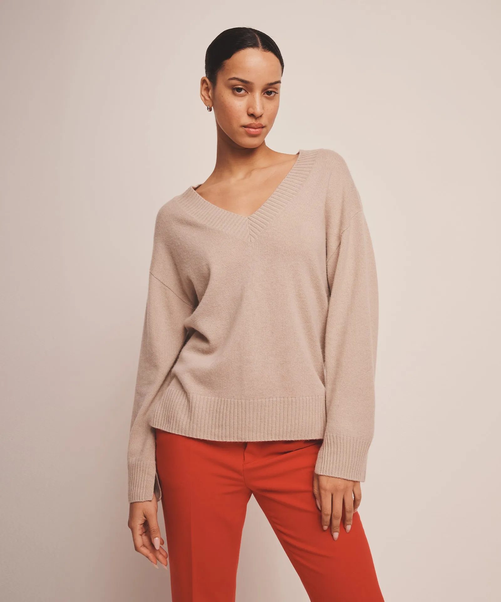 Signature Cashmere V-Neck Sweater